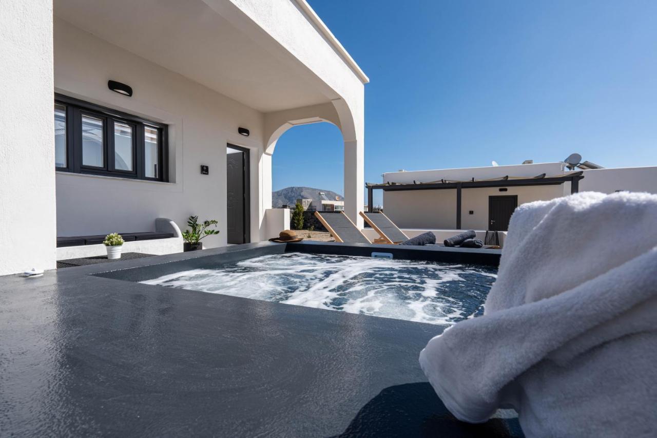 Almira Luxury Suites Playa de Perivolos Exterior foto